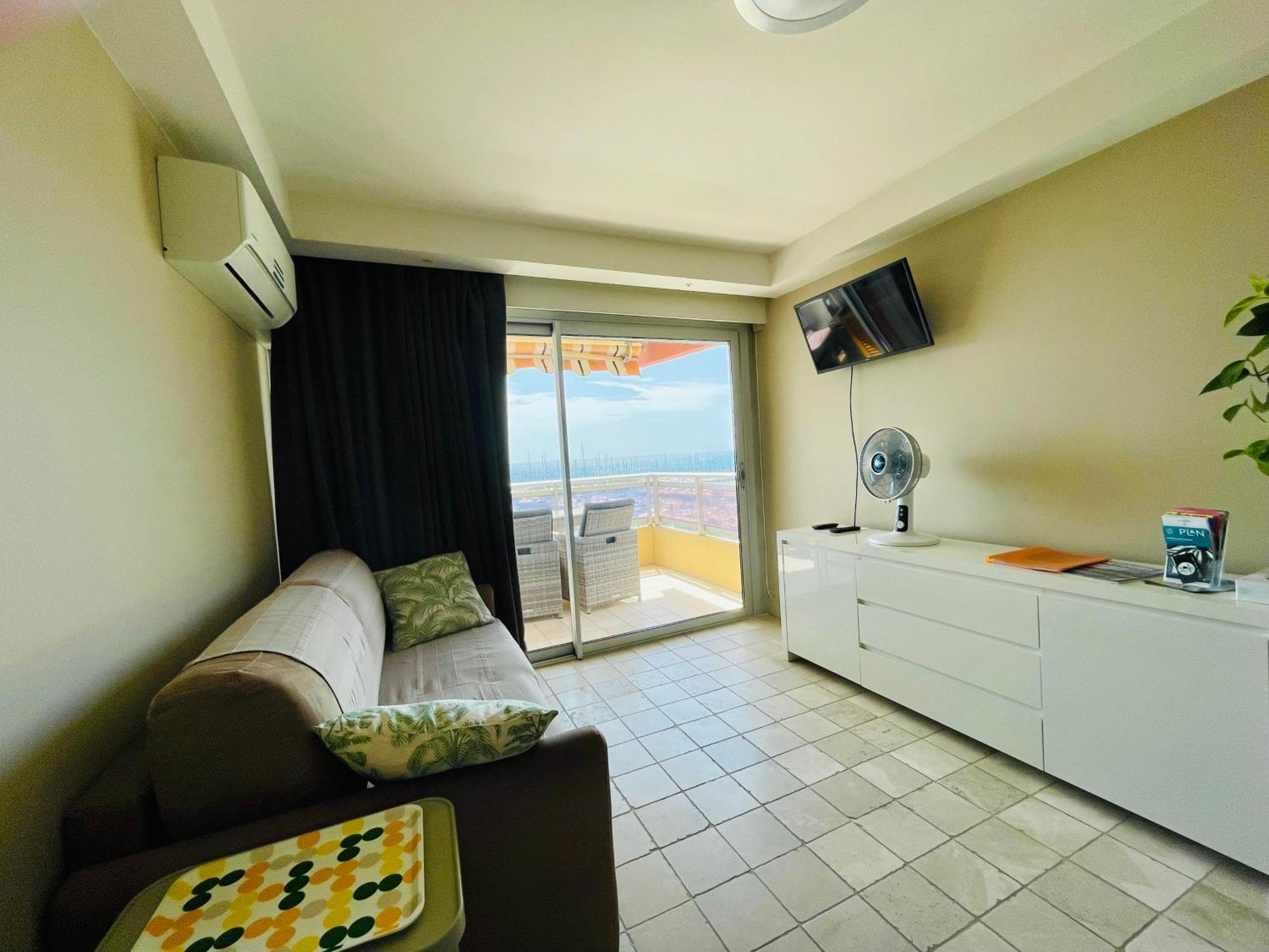 Superbe Appartement En Bord De Mer, Pres Du Centre Et Des Plages مينتون المظهر الخارجي الصورة